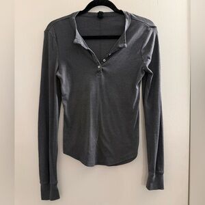 Wild Fable Women's Gray Ribbed Henley Long Sleeve Top Shirt Small S